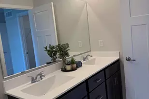 N161W21960 Daisy Dr, Jackson, WI 53037 - Photo 7