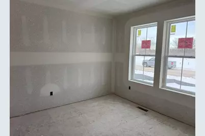 N162W21849  Poppy Rd, Jackson, WI 53037 - Photo 5