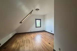 1746 N Cambridge Ave, Milwaukee, WI 53202 - Photo 7