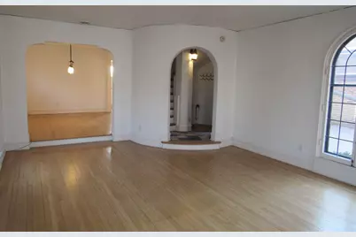 156 N 87th St, Wauwatosa, WI 53226 - Photo 5