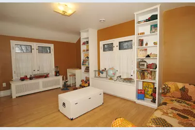 156 N 87th St, Wauwatosa, WI 53226 - Photo 19