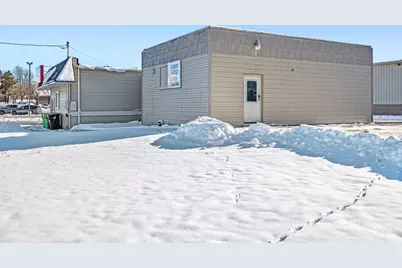 539 N Madison St, Chilton, WI 53014 - Photo 5