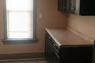 3059 N 10th Ln, Milwaukee, WI 53206 - Photo 5