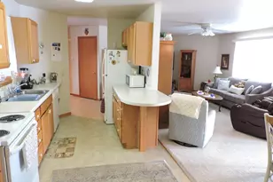 1515 Raveen St, Fort Atkinson, WI 53538 - Photo 7