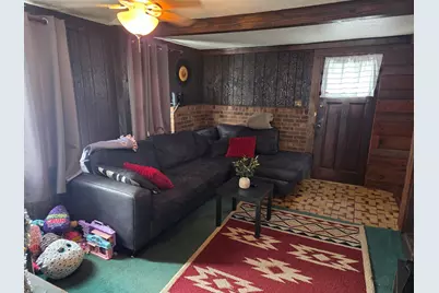 123 S Broad St, Elkhorn, WI 53121 - Photo 9