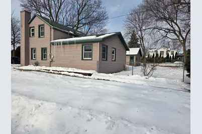 123 S Broad St, Elkhorn, WI 53121 - Photo 3