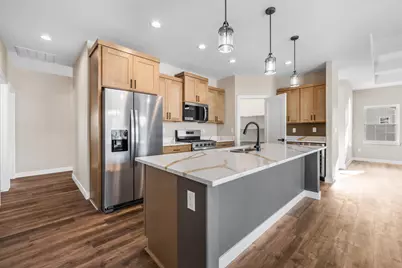 1820  Horseshoe Ln #423-1, Slinger, WI 53086 - Photo 9