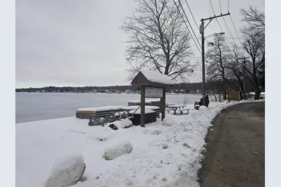 210 W Spring Dr, Twin Lakes, WI 53181 - Photo 7