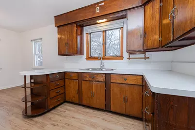 1806 E Main St, Waukesha, WI 53186 - Photo 5