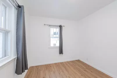 1806 E Main St, Waukesha, WI 53186 - Photo 17