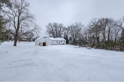 1806 E Main St, Waukesha, WI 53186 - Photo 33