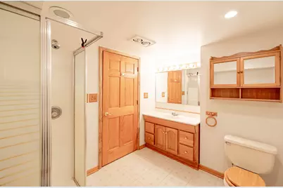 9815 S 31st St, Franklin, WI 53132 - Photo 9