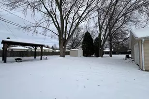 5324 W Allerton Ave, Greenfield, WI 53220 - Photo 5