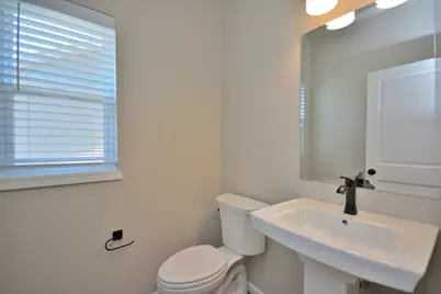 1214  Arrowood Cir, Oconomowoc, WI 53066 - Photo 15