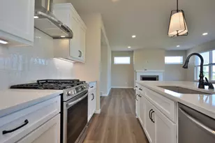 1214 Arrowood Circle, Oconomowoc, WI 53066 - Photo 9