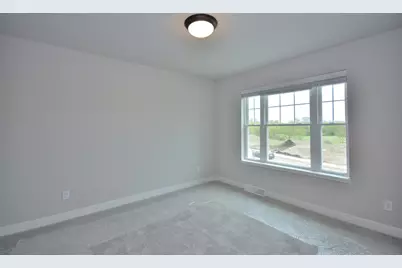 637  Standing Stone Dr, Waukesha, WI 53189 - Photo 27