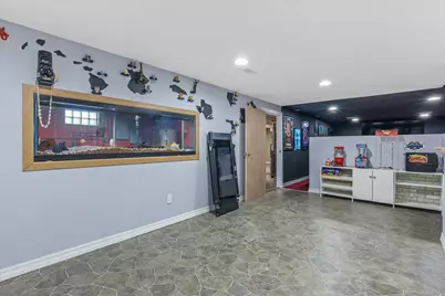 6026 S 23rd St, Milwaukee, WI 53221 - Photo 23