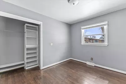 6026 S 23rd St, Milwaukee, WI 53221 - Photo 15