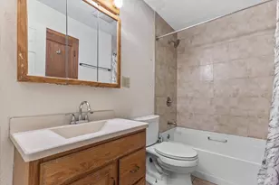 6026 S 23rd St, Milwaukee, WI 53221 - Photo 13