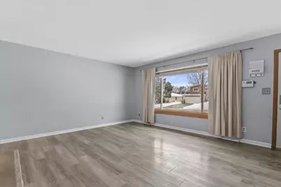 6026 S 23rd St, Milwaukee, WI 53221 - Photo 5