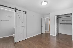 6026 S 23rd St, Milwaukee, WI 53221 - Photo 17