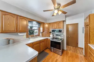 500 Deer Pass Rd, Saukville, WI 53080 - Photo 3