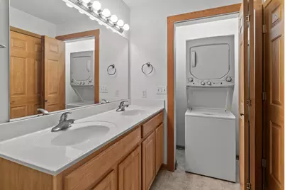 210 E Remer Rd #202, Elkhorn, WI 53121 - Photo 17