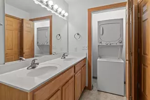 210 E Remer Rd, Elkhorn, WI 53121 - Photo 17