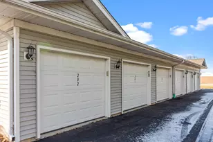 210 E Remer Rd, Elkhorn, WI 53121 - Photo 27