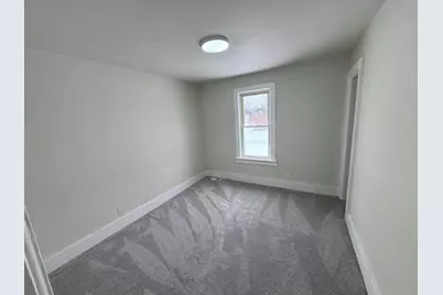 932  Peck Ave, Racine, WI 53404 - Photo 7