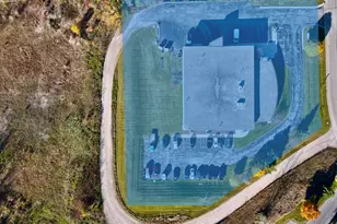 W223N609 Saratoga Dr, Pewaukee, WI 53186 - Photo 11