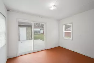 5943 S 18th St, Milwaukee, WI 53221 - Photo 17