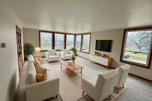 1011 Richards Ave, Watertown, WI 53094 - Photo 3