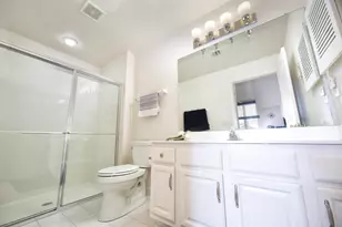 8991 Woodbridge Dr, Greendale, WI 53129 - Photo 15