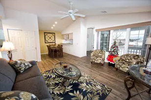 8991 Woodbridge Dr, Greendale, WI 53129 - Photo 9