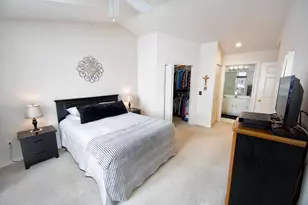 8991 Woodbridge Dr, Greendale, WI 53129 - Photo 13