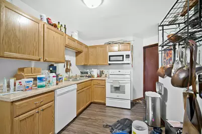 139 N 6th Ave, West Bend, WI 53095 - Photo 5