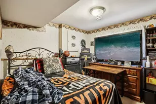 4504 Sunset Rd, Racine, WI 53185 - Photo 23