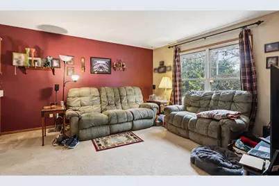 4504  Sunset Rd, Racine, WI 53185 - Photo 7