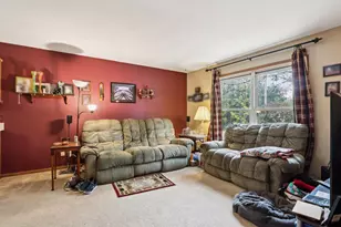 4504 Sunset Rd, Racine, WI 53185 - Photo 7