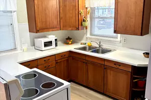 1612 Green Bay St, La Crosse, WI 54601 - Photo 3