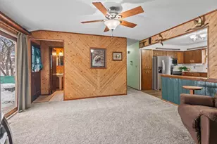 205 Crestwood Dr, Waukesha, WI 53188 - Photo 19