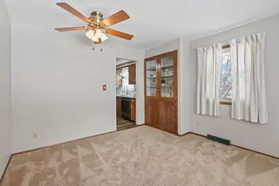 205  Crestwood Dr, Waukesha, WI 53188 - Photo 13