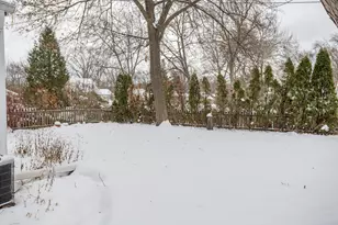 4579 N 105th St, Wauwatosa, WI 53225 - Photo 37