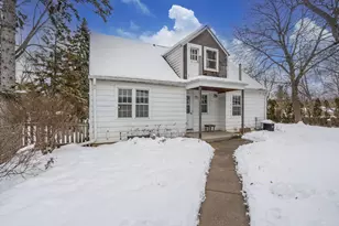 4579 N 105th St, Wauwatosa, WI 53225 - Photo 35