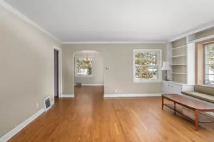 4579 N 105th St, Wauwatosa, WI 53225 - Photo 5