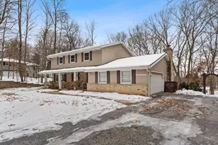 N77W22266 Wooded Hills Dr, Lisbon, WI 53089 - Photo 3