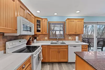 N77W22266  Wooded Hills Dr, Lisbon, WI 53089 - Photo 9