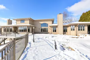 2100 N Oakwoods Ct, Summit, WI 53066 - Photo 57