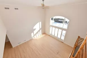 2100 N Oakwoods Ct, Summit, WI 53066 - Photo 9